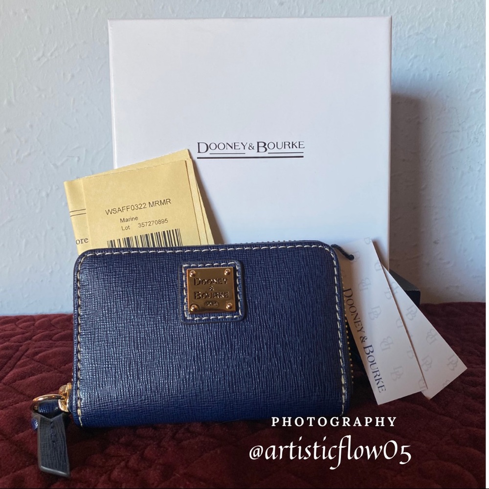 NEW! Dooney&Bourke Saffiano Large Credit Card Case - Picture 8 of 11